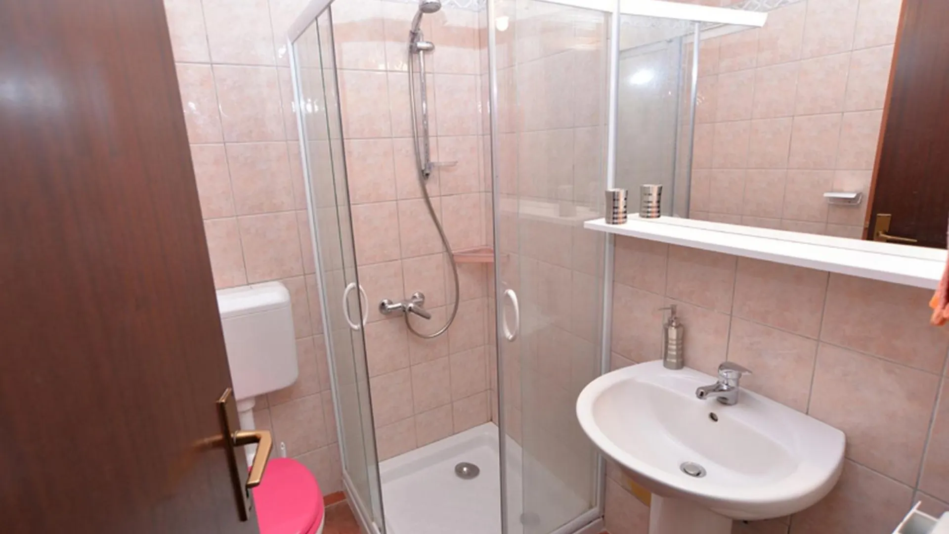Apartments Slavica 590 Fazana Croatia