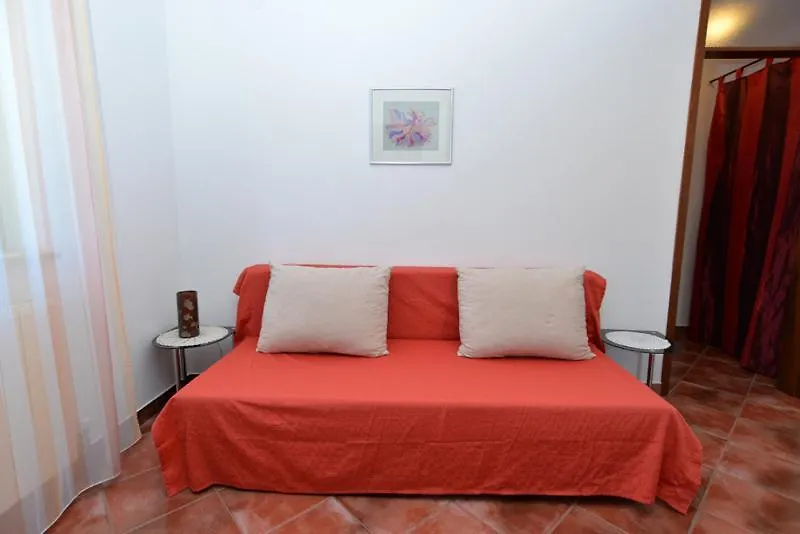 Apartments Slavica 590 Fazana 0*,